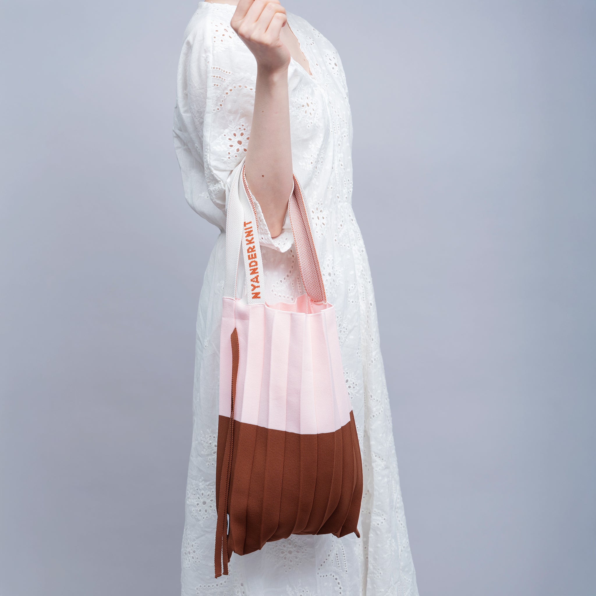 【NYANDER KNIT/ニャンダーニット】 NYANDER PLEATED PACK TOTE　ATRENA限定デザイン