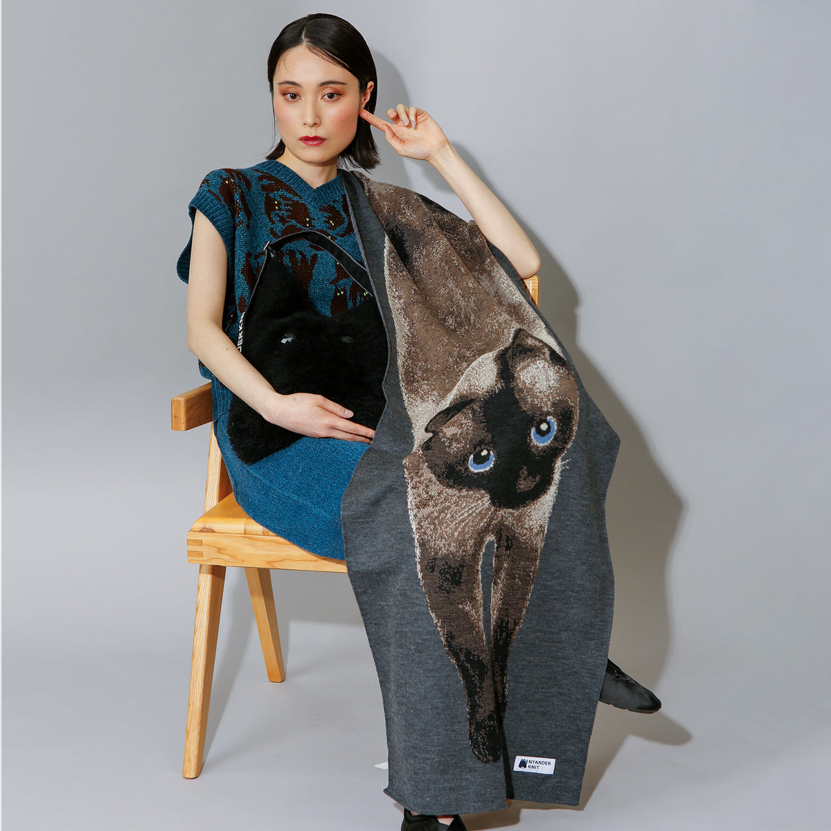 予約販売【NYANDER KNIT/ニャンダーニット】STRETCHING CAT SCARF