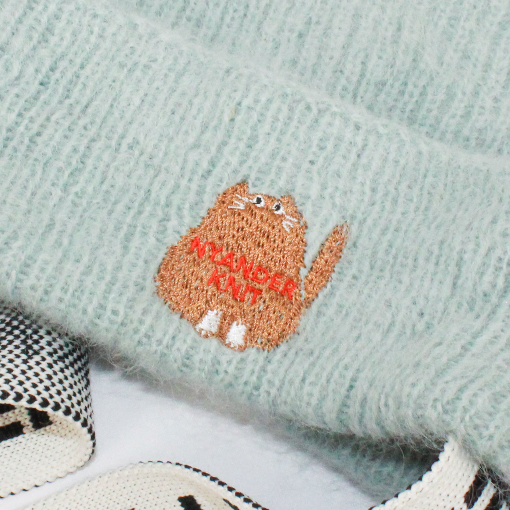 予約販売【NYANDER KNIT/ニャンダーニット】NYANDER CAT WATCH