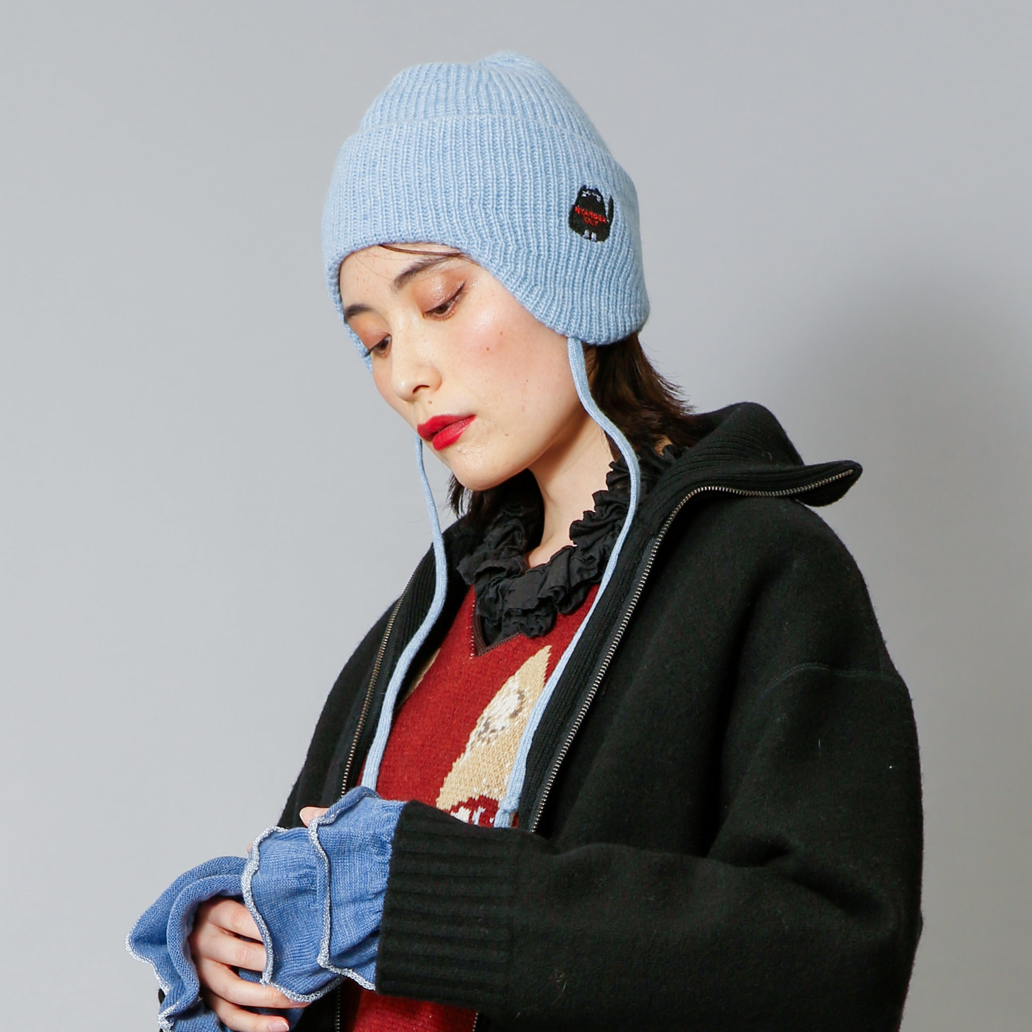 予約販売【NYANDER KNIT/ニャンダーニット】CAT EMBROIDERY EARFLAP KNIT CAP