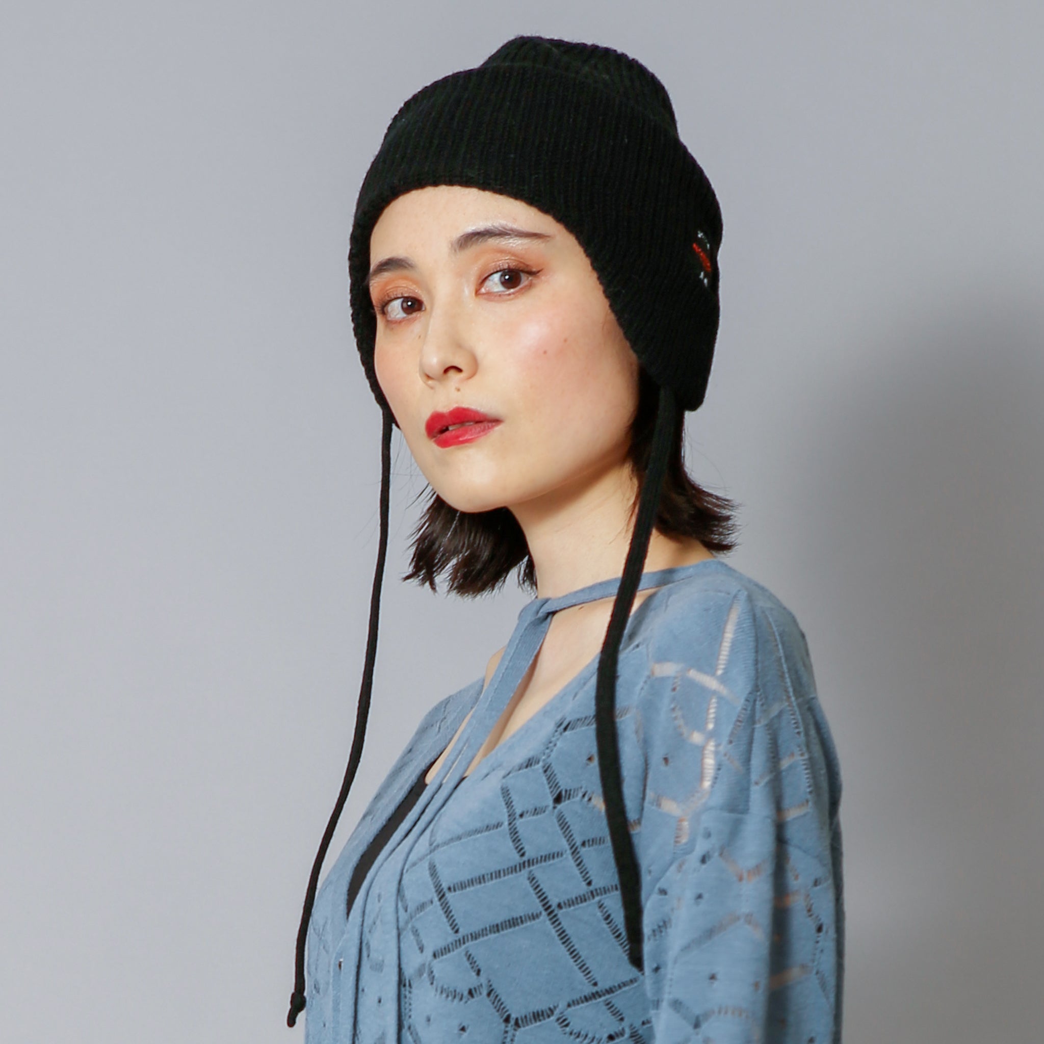 予約販売【NYANDER KNIT/ニャンダーニット】CAT EMBROIDERY EARFLAP KNIT CAP