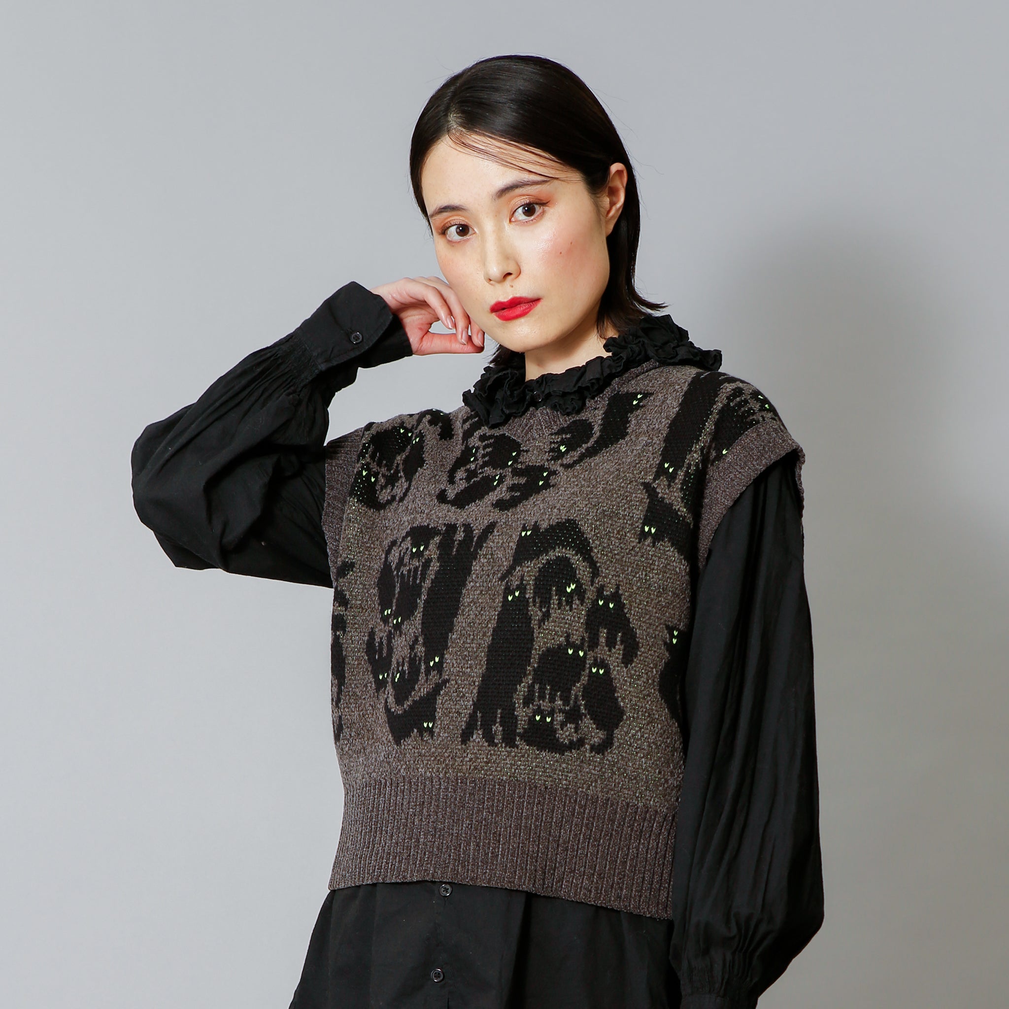 【NYANDER KNIT/ニャンダーニット】  NIGHT CAT JQ VEST