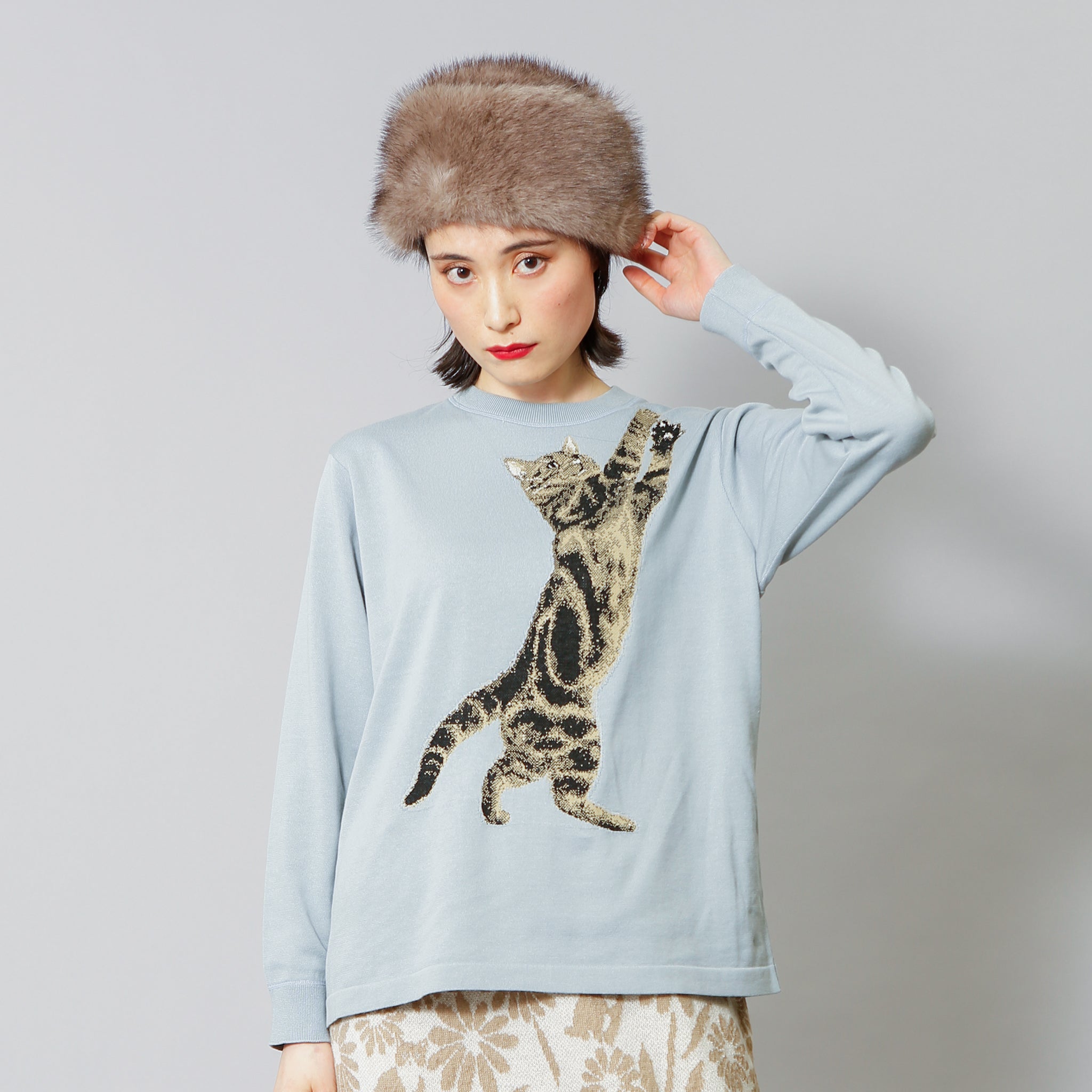 予約販売【NYANDER KNIT/ニャンダーニット】Reaching Cat pull
