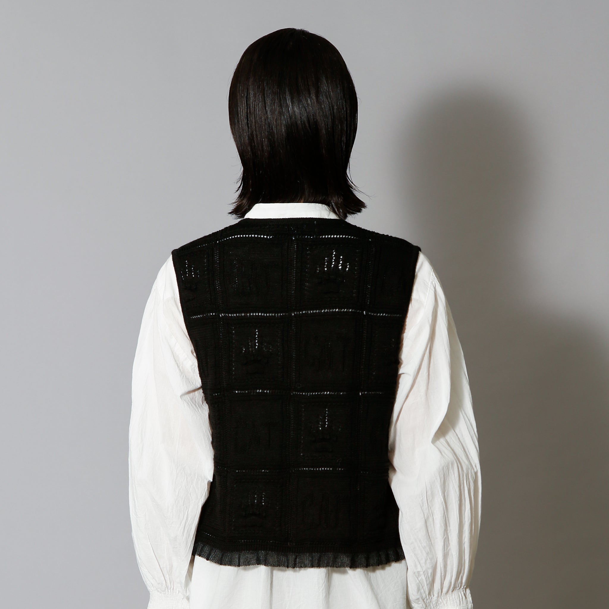予約販売【NYANDER KNIT/ニャンダーニット】PAW GRID VEST