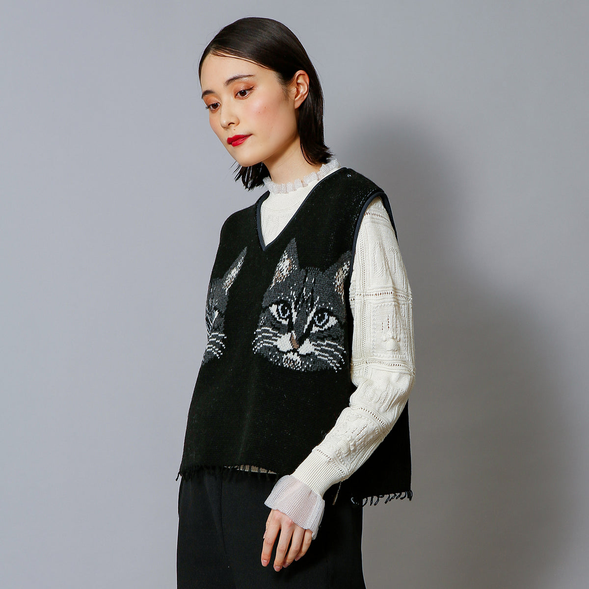予約販売【NYANDER KNIT/ニャンダーニット】TABBY CAT KNIT VEST