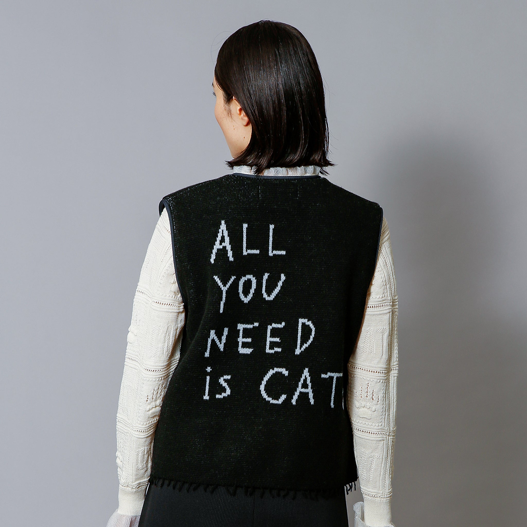 予約販売【NYANDER KNIT/ニャンダーニット】TABBY CAT KNIT VEST