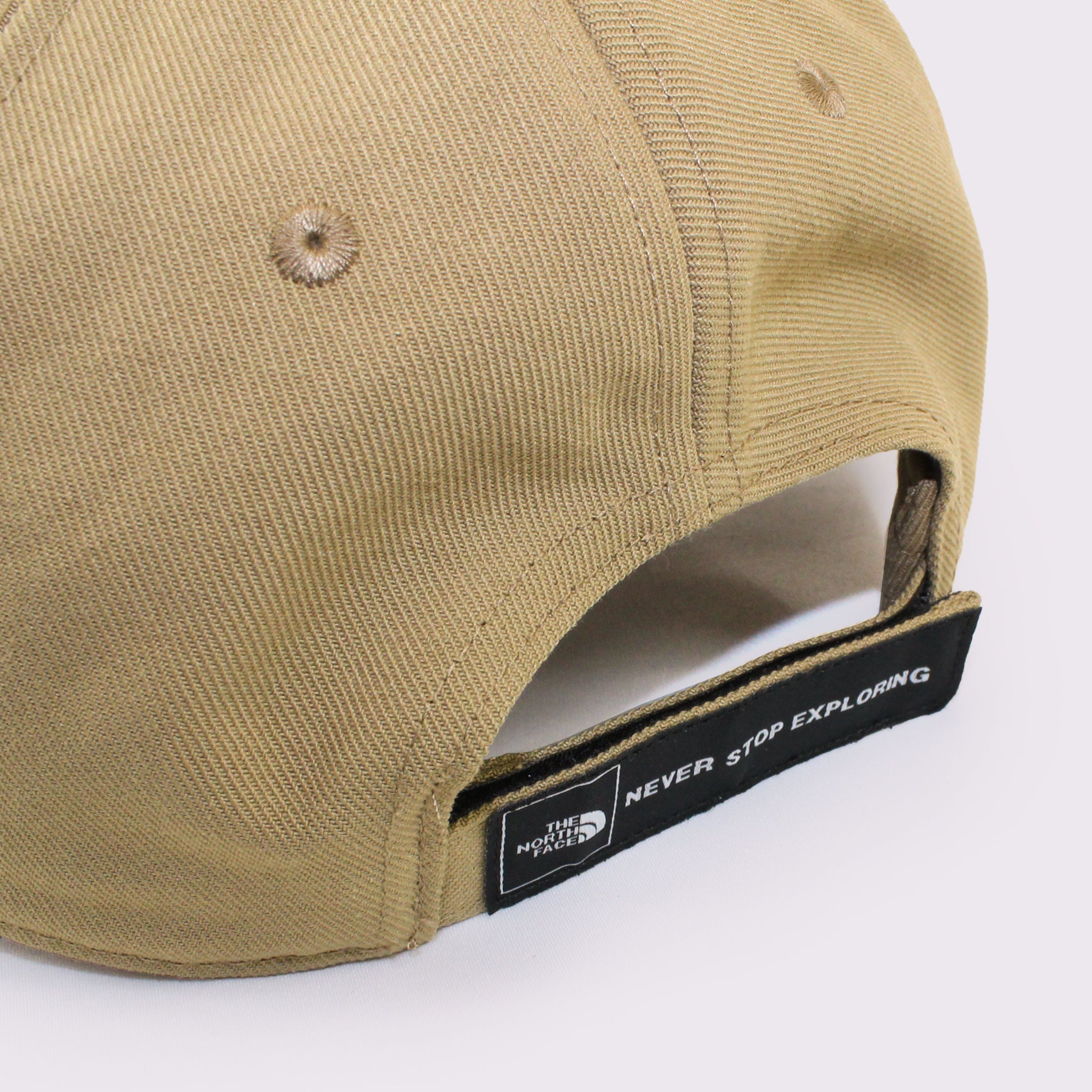 THE NORTH FACE (ザ・ノース・フェイス）スクエアロゴキャップ　NN02334