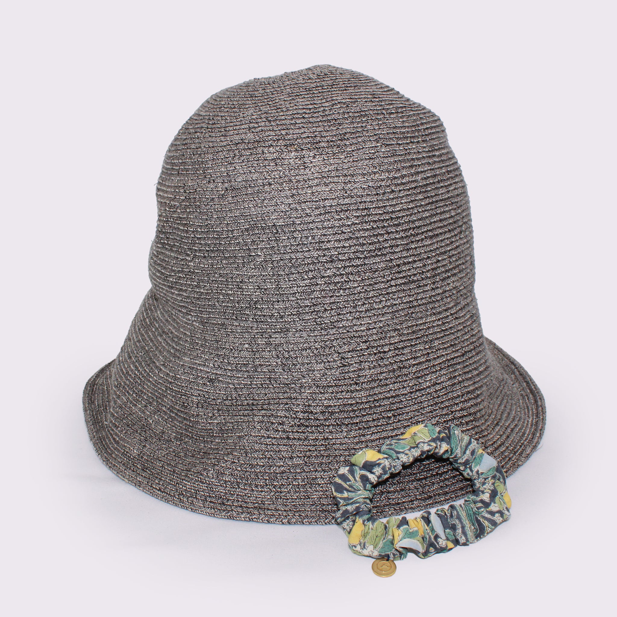 ミニシュシュ付きブレードハット