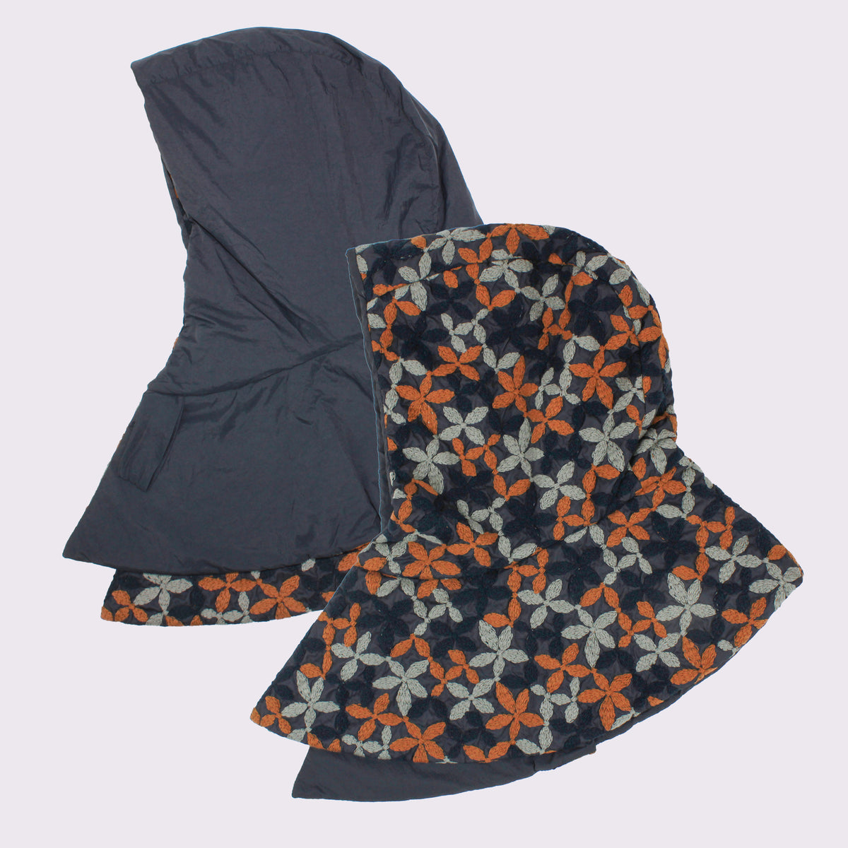 rinon dot　Enbroidery hoody