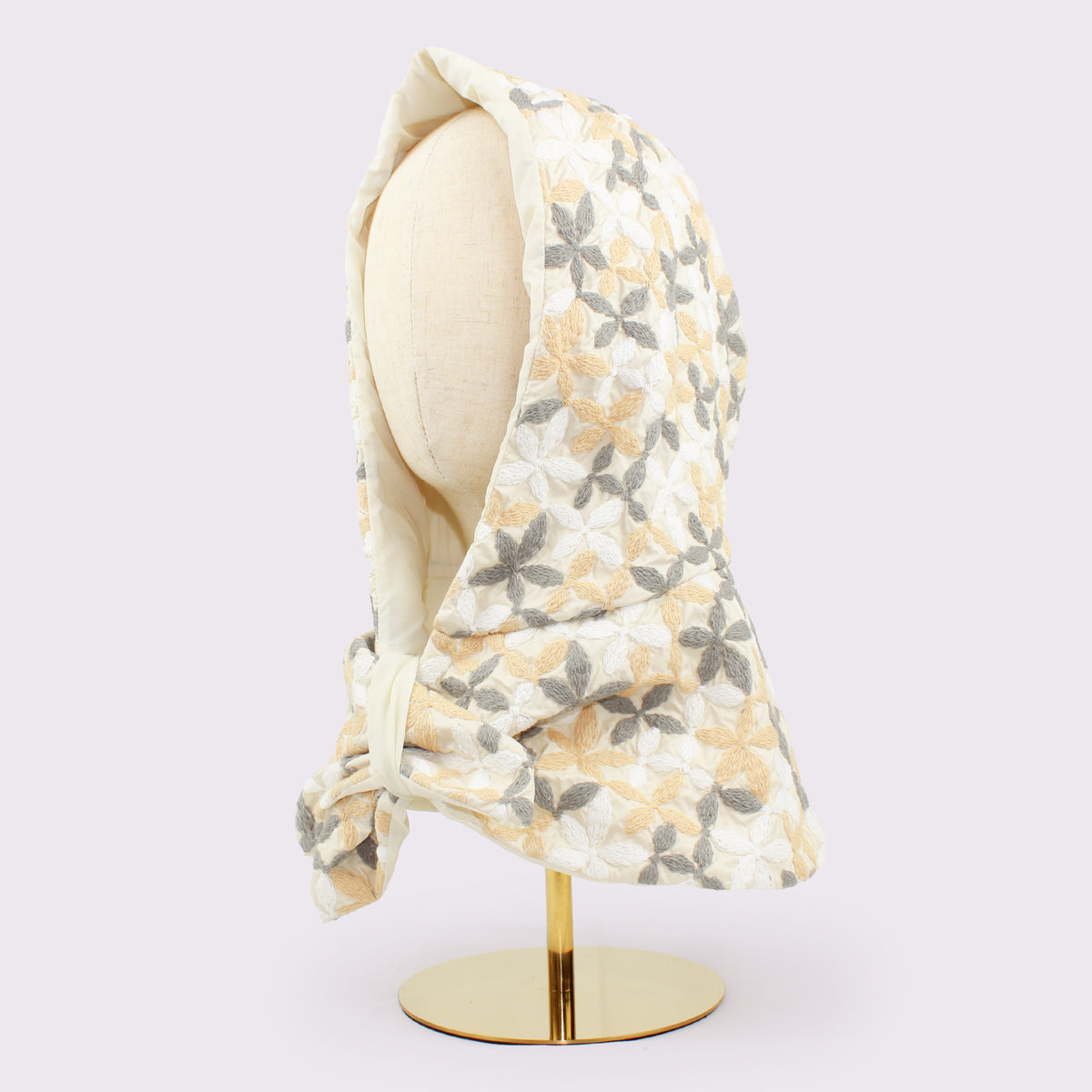 rinon dot　Enbroidery hoody