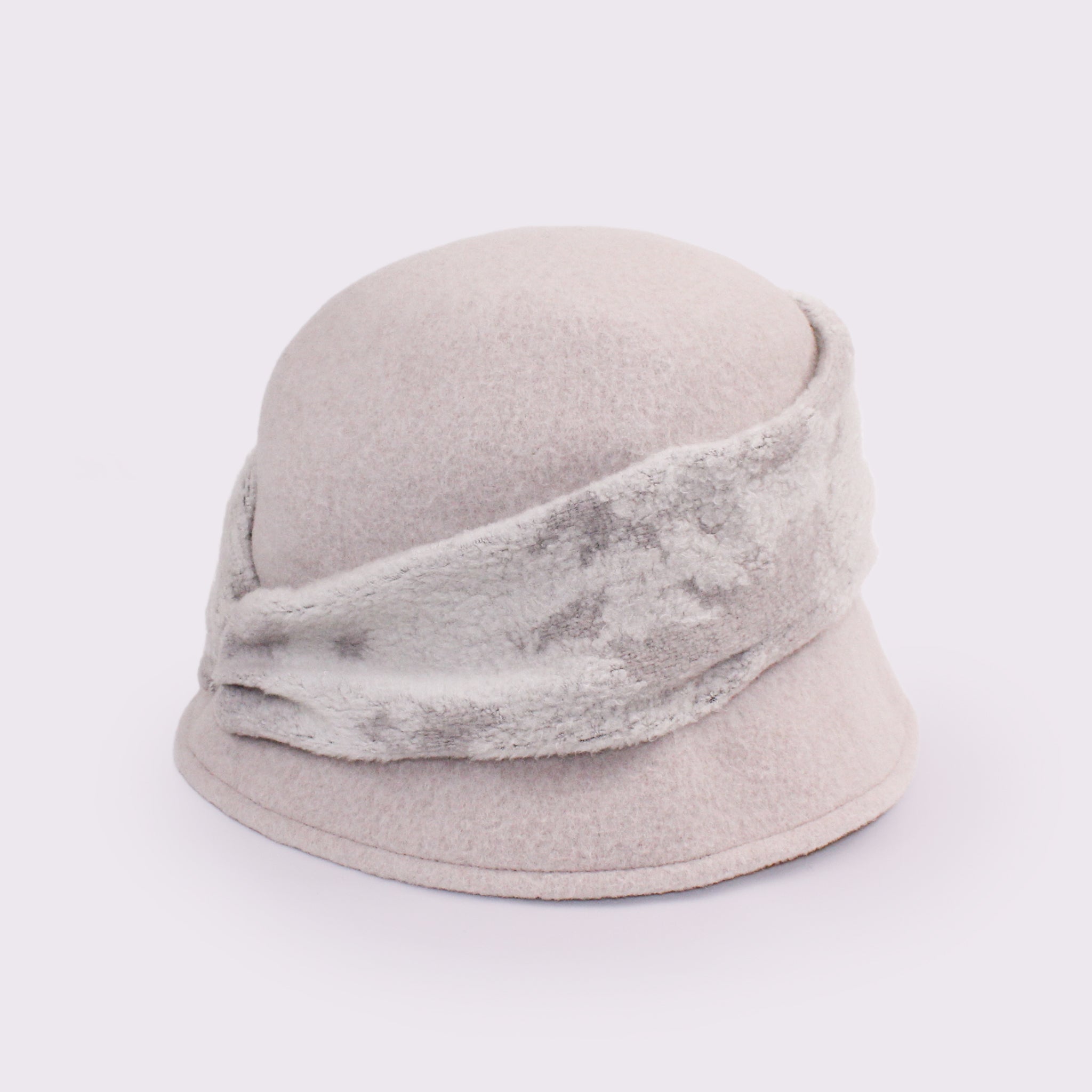 ウォームバスクベルハット