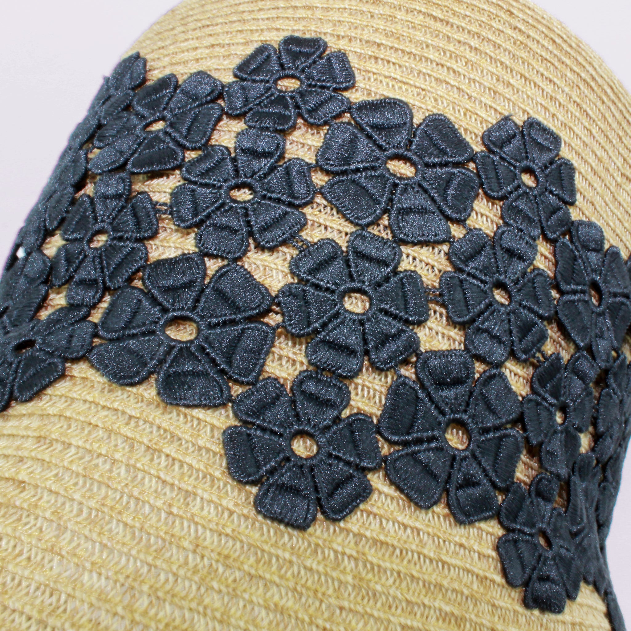 ＲＥＦＩＮＥＤ　ＣＲＯＣＨＥＴ