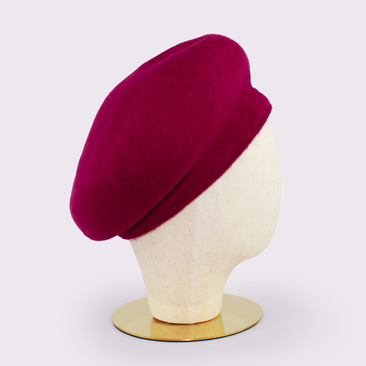SAI[n] STAND BERET